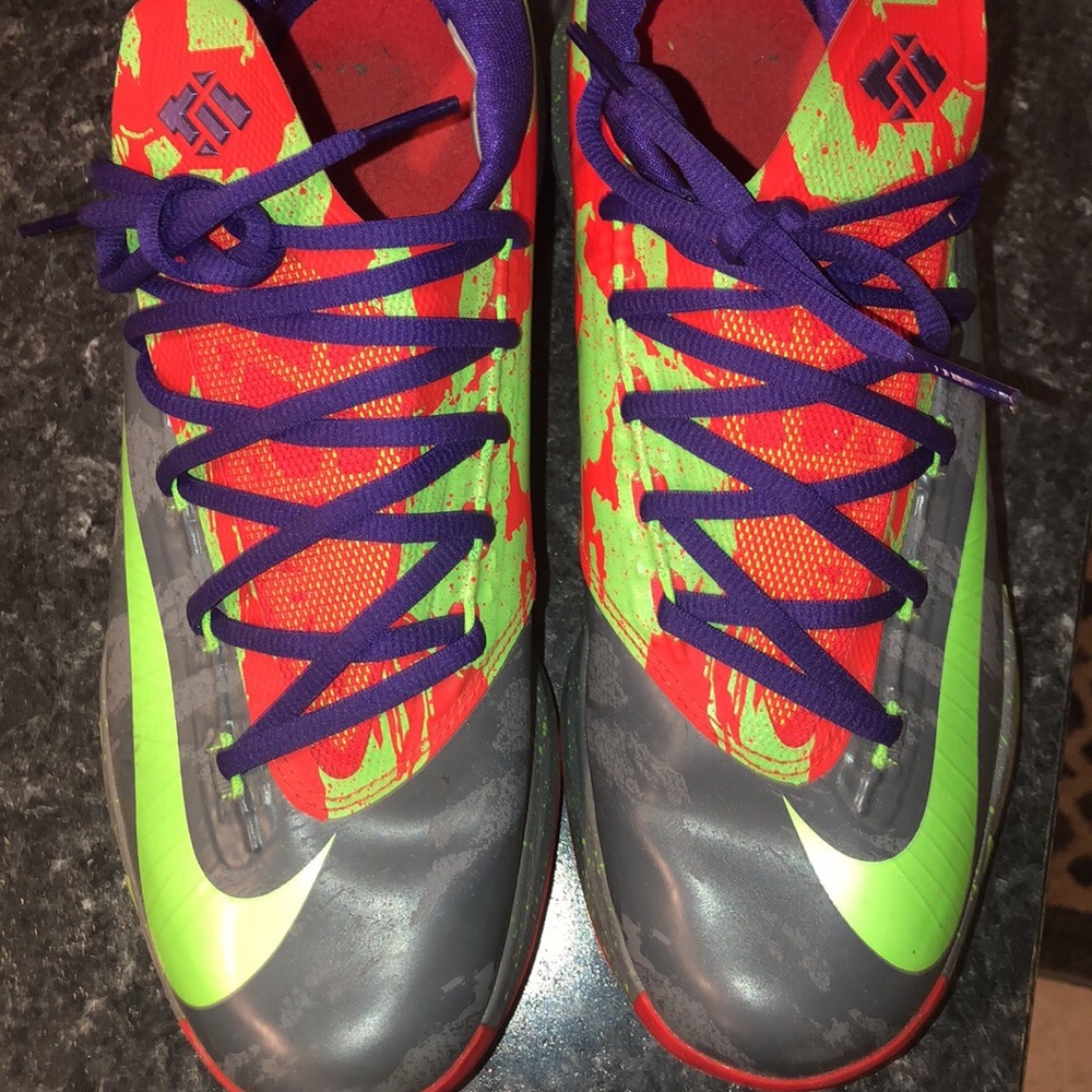 Kds - Picture 2 of 2